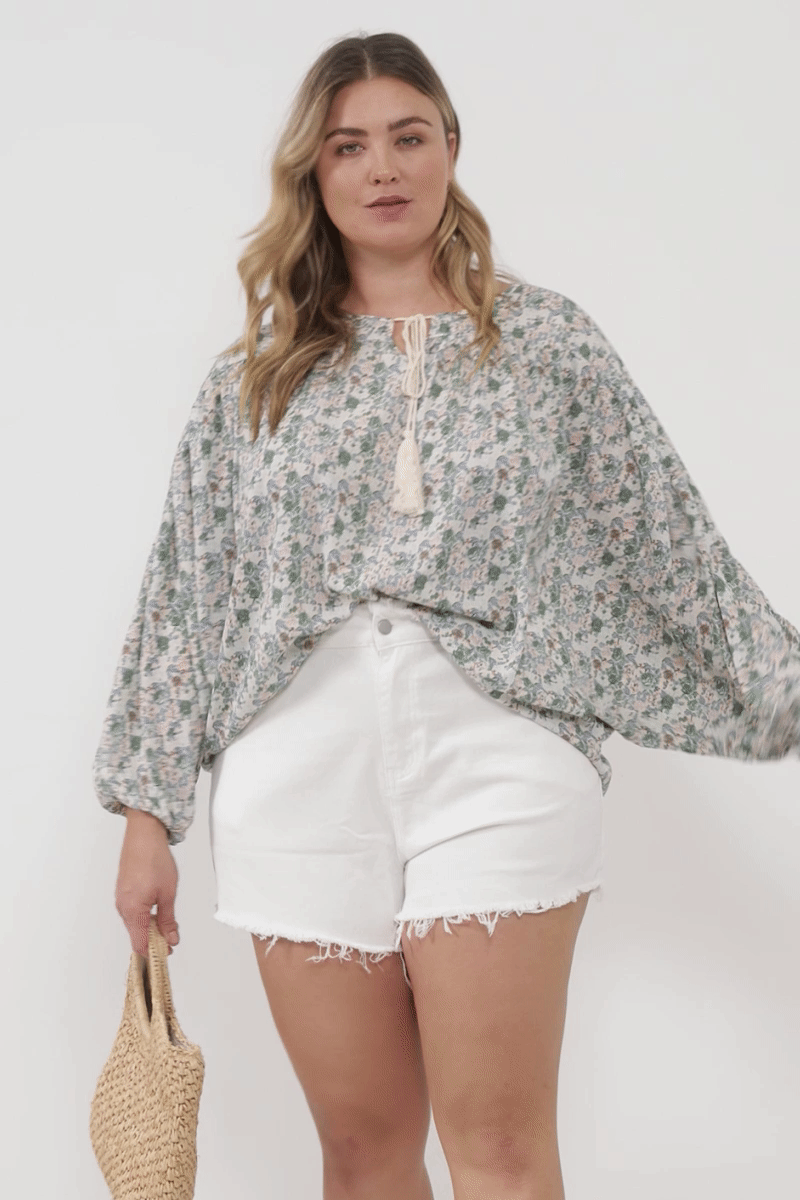 HY2504W Green Plus Floral balloon Sleeve Tassel Tie Top Front
