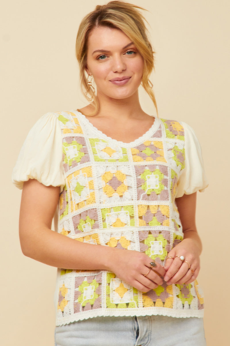 HY5948W Lime Plus Crochet Quilted V Neck Puff Sleeve Top Detail