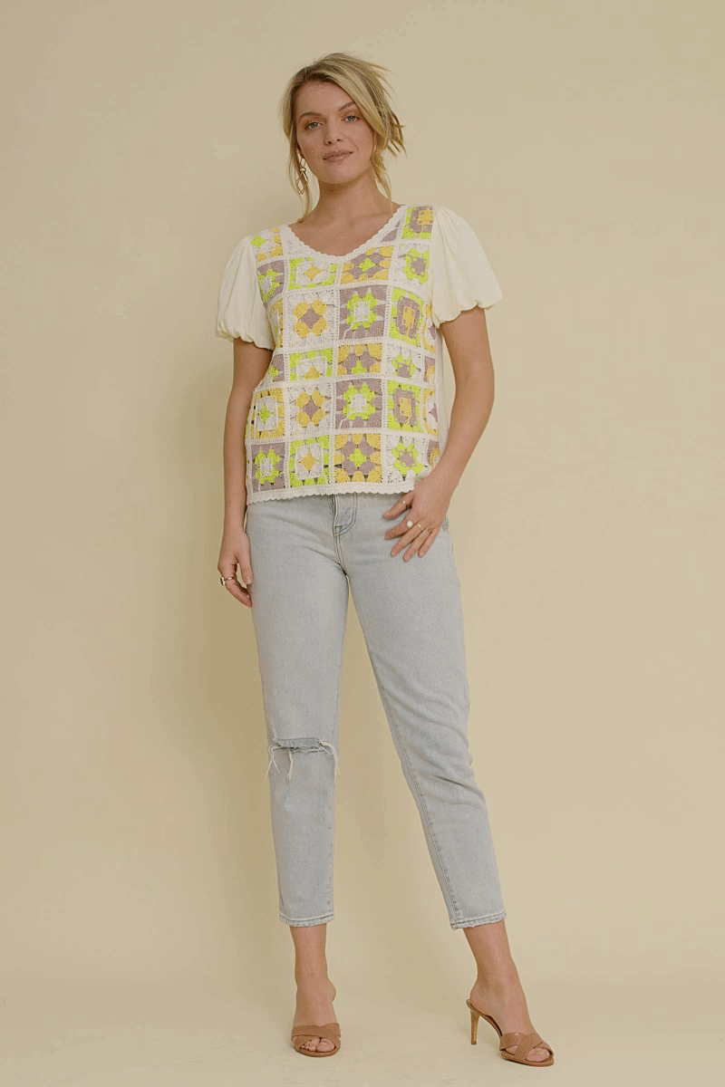 HY5948W Lime Plus Crochet Quilted V Neck Puff Sleeve Top Gif