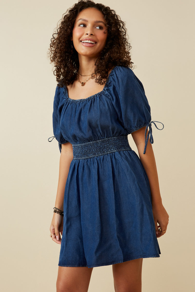 Womens Smocked Sleeve Dress