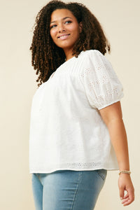 HB0314W Off White Plus Pleated V Neck Floral Eyelet Blouse Detail