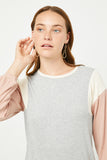 HJ3486W HEATHER GREY Plus Contrast Paneled Ribbed Knit Relaxed Tee Full Body
