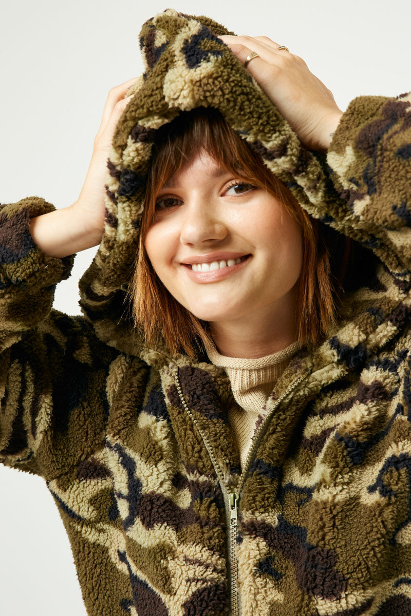 Soft Fleece Hooded Camo Jacket