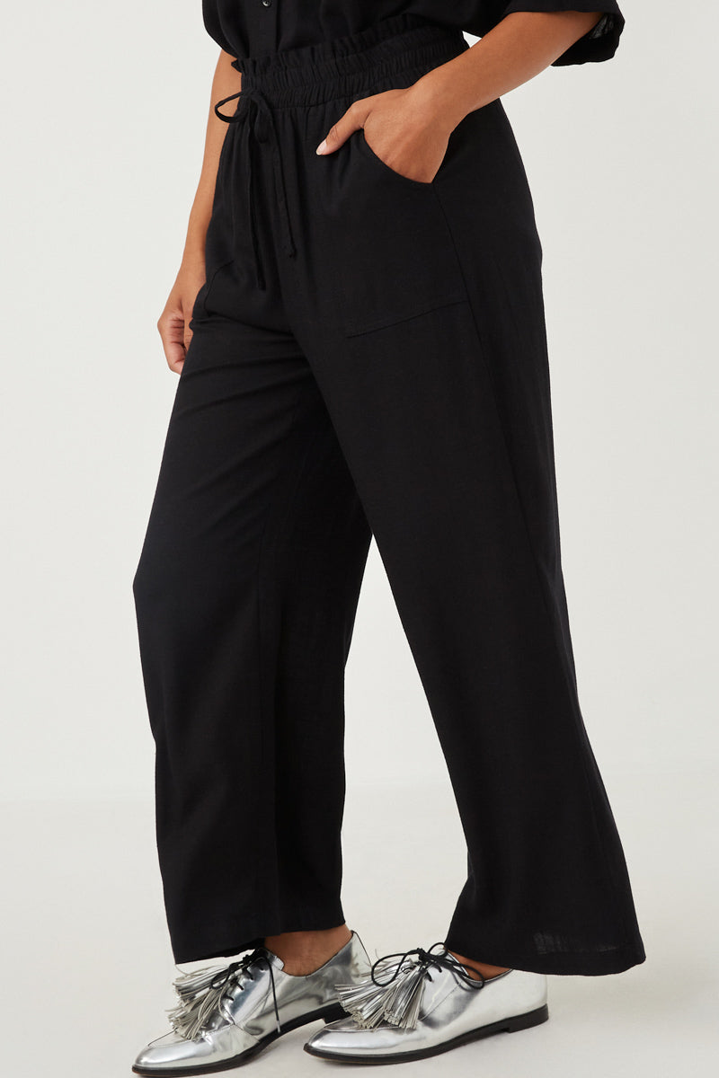 HY6124W Black Plus Wide Leg Paperbag Waist Pants Front