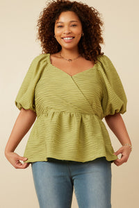 HY7173W Green Plus Textured Exaggerated Puff Sleeve Suprlice Top Front