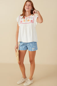 HY8107 Off White Womens Floral Embroidered Crochet Lace Detail Top Gif