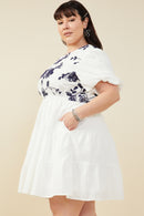 HY9462W Off White Plus Contrast Embroidered Paneled Dress Gif