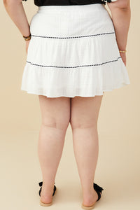 HY9509W Off White Plus Crochet Ribbon Trimmed Textured Skirt Gif