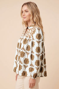 Contrast Yolk Open Collar Long Sleeve Top