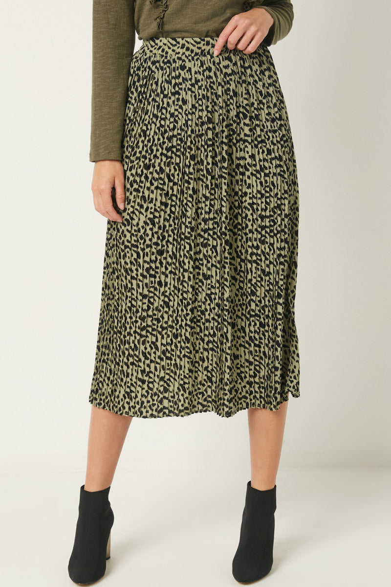Plus Leopard Print Pleated Midi Skirt Front